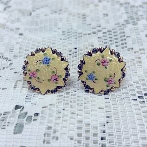 Antique/Vintage Earrings Screw Back Enamel‎ Rhinestones Yellow Floral